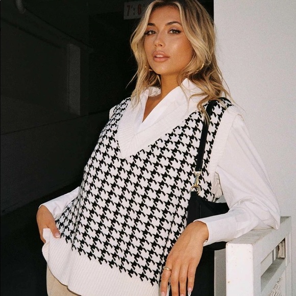 Princess Polly | Sweater Vest - Picture 2 of 6